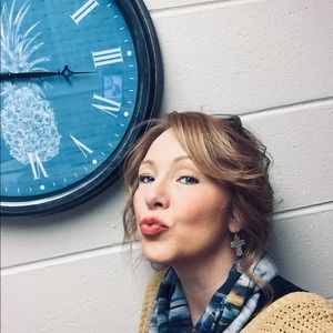 Meet your Posher, Wendy